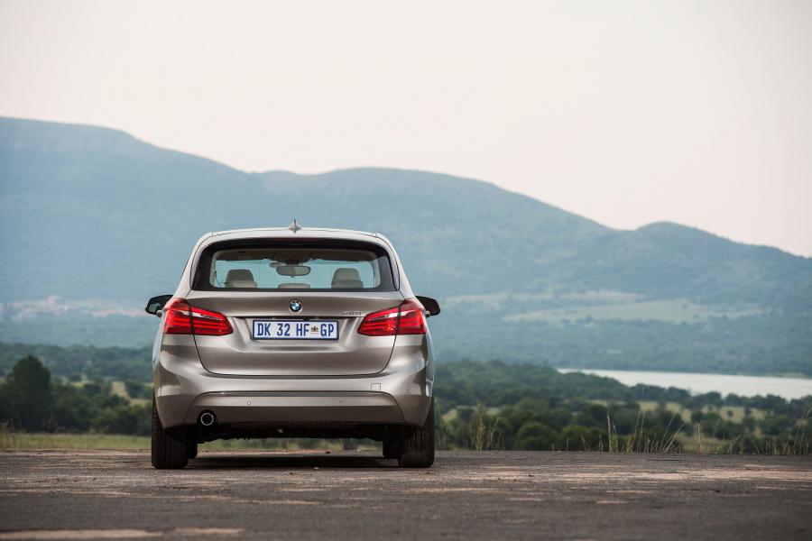  BMW 218i Active Tourer Luxury Line 2015 года  (ZA) (фото 23 из 30)
